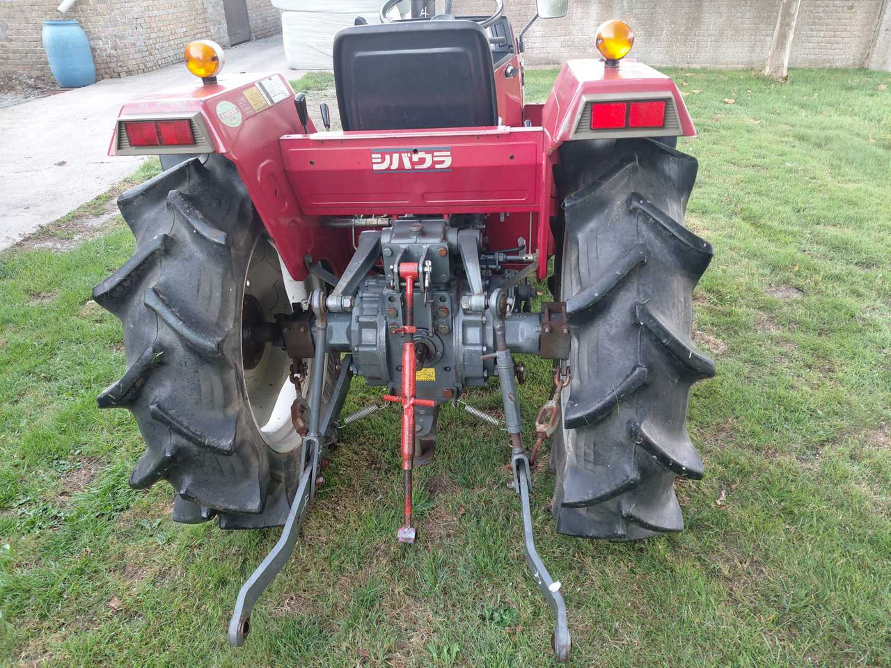 Shibaura P21F - Micro tracteur: photos 4 Shibaura P21F - Micro tracteur: photos 4