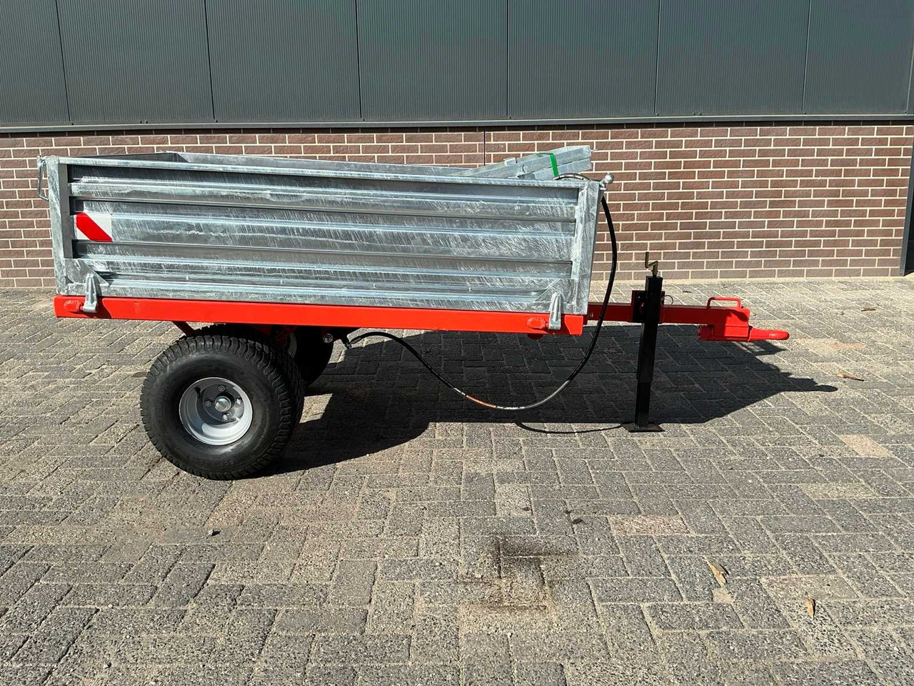 Single axle Dumper trailer - Benne agricole: photos 5 Single axle Dumper trailer - Benne agricole: photos 5