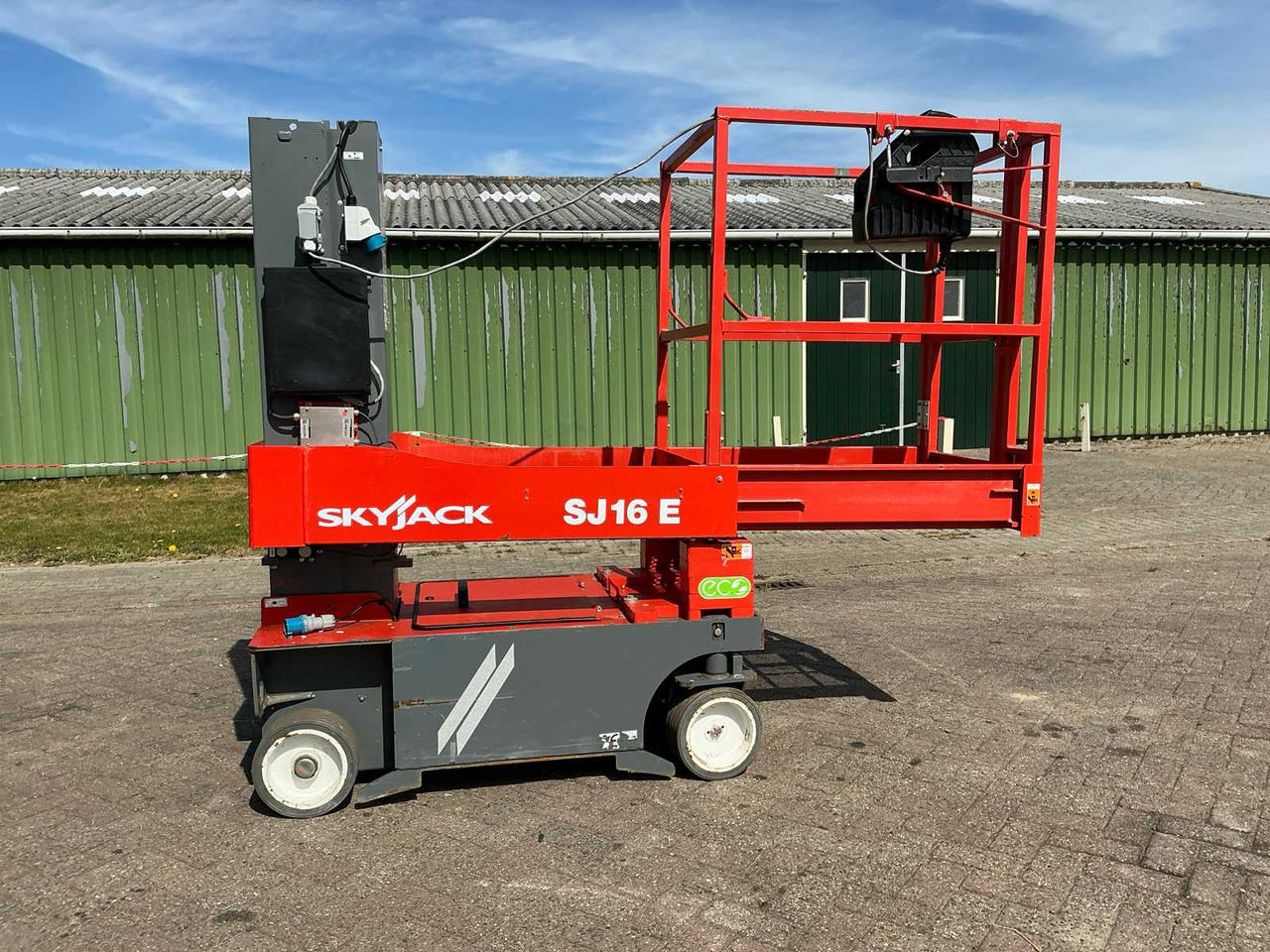 Skyjack SJ16E - Nacelle: photos 3 Skyjack SJ16E - Nacelle: photos 3