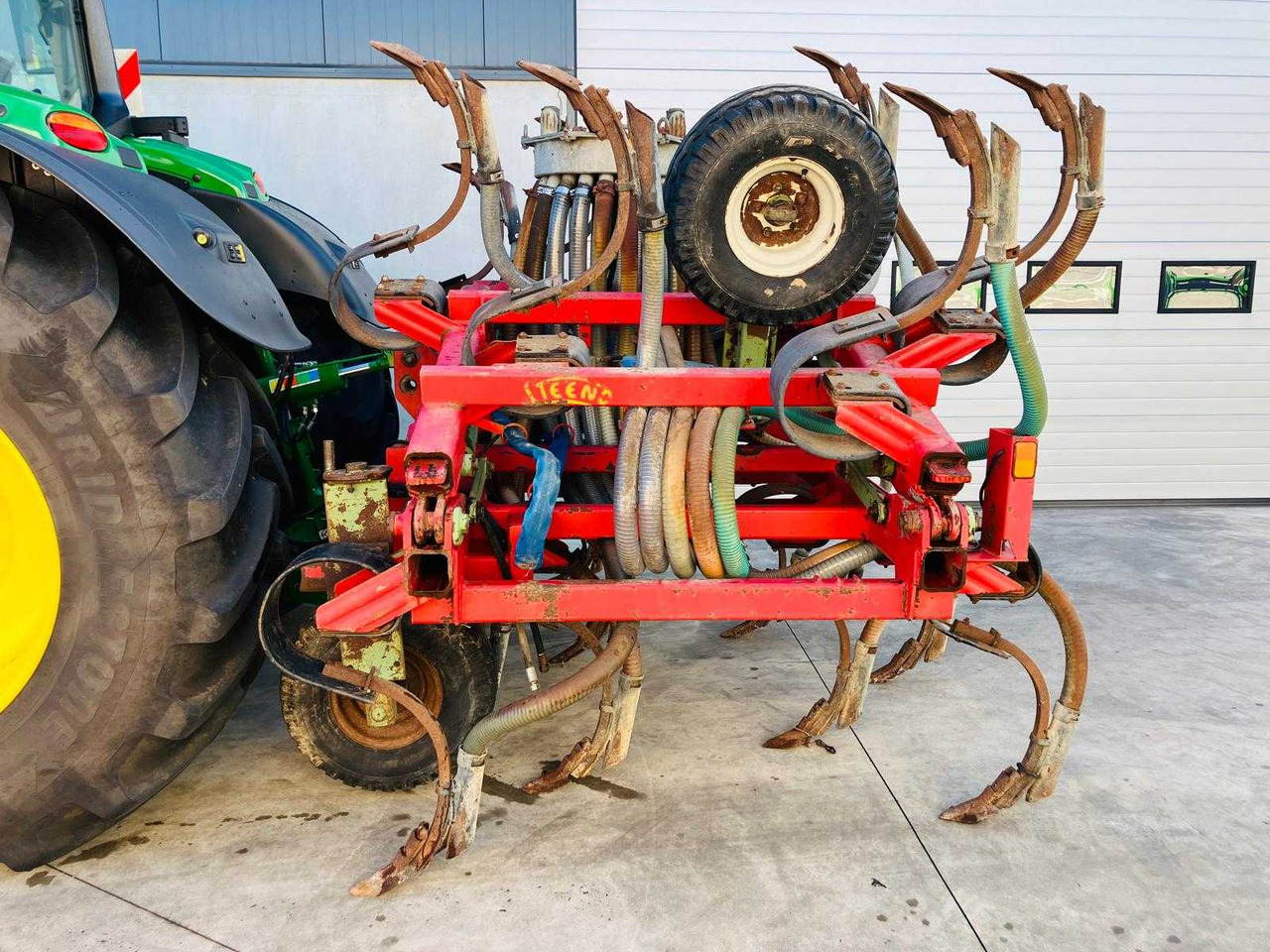 Steeno MGT4R5921 - Décompacteur: photos 1 Steeno MGT4R5921 - Décompacteur: photos 1