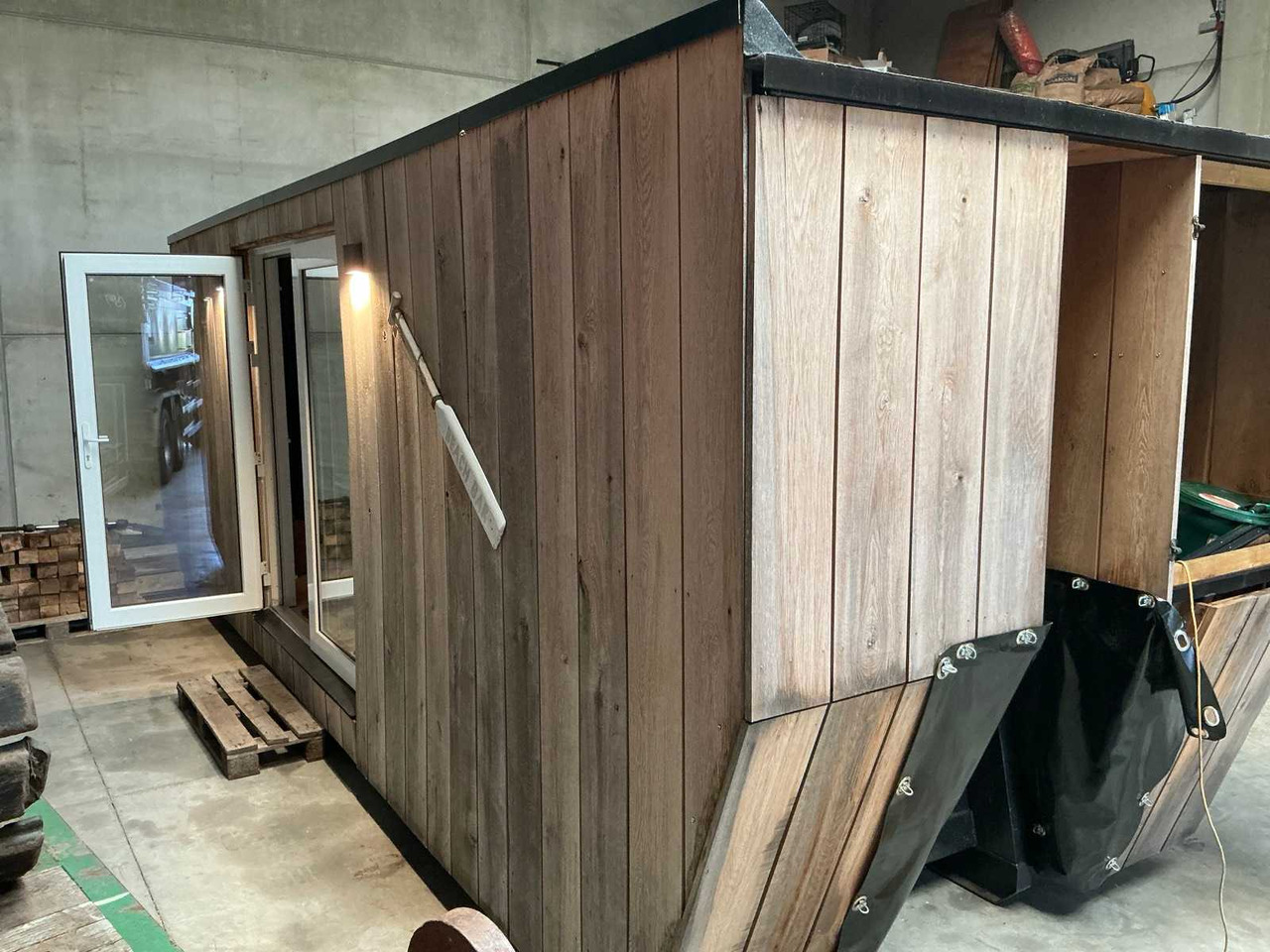 Tiny House - Conteneur comme habitat: photos 1 Tiny House - Conteneur comme habitat: photos 1