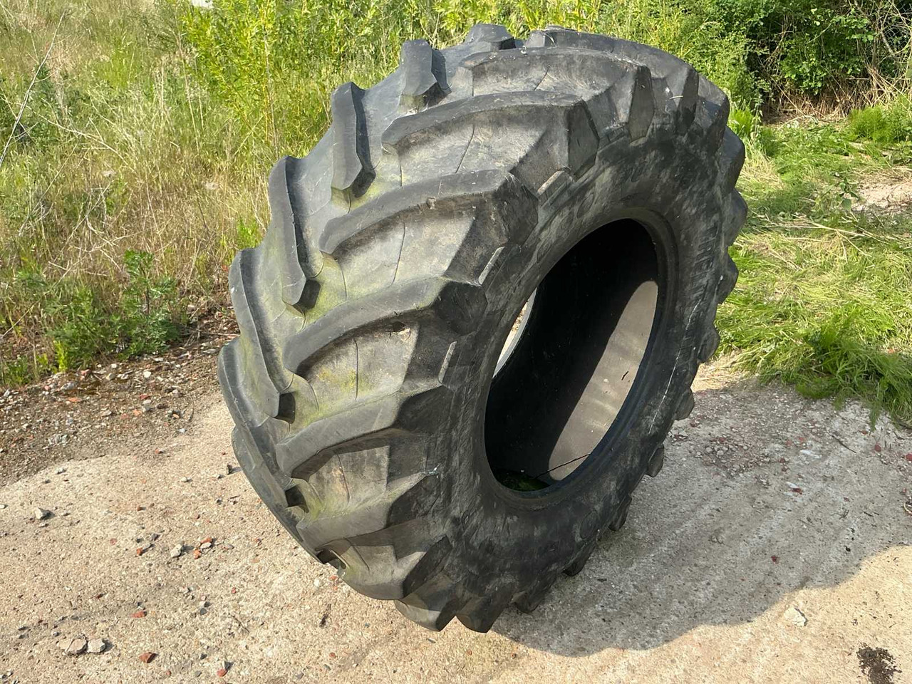 Trelleborg TM900 highpower - Pneus et jantes pour Tracteur agricole: photos 3 Trelleborg TM900 highpower - Pneus et jantes pour Tracteur agricole: photos 3