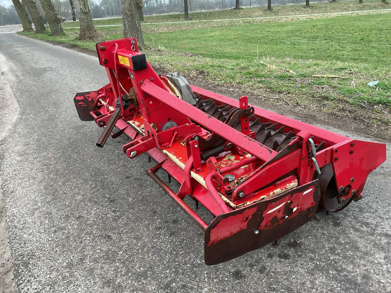 Tulip Roterra 300-35 - Herse rotative: photos 4 Tulip Roterra 300-35 - Herse rotative: photos 4