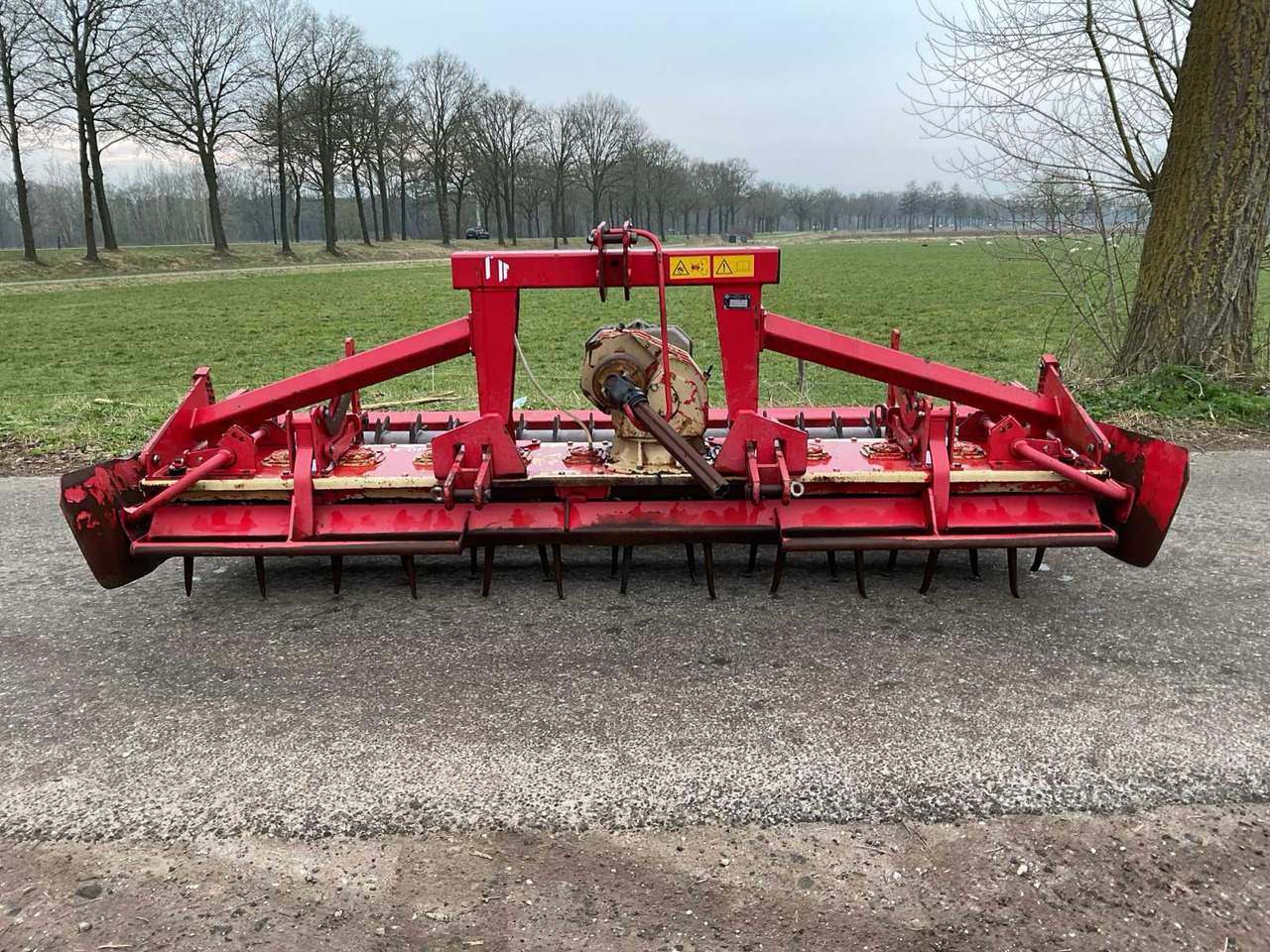 Tulip Roterra 300-35 - Herse rotative: photos 5 Tulip Roterra 300-35 - Herse rotative: photos 5