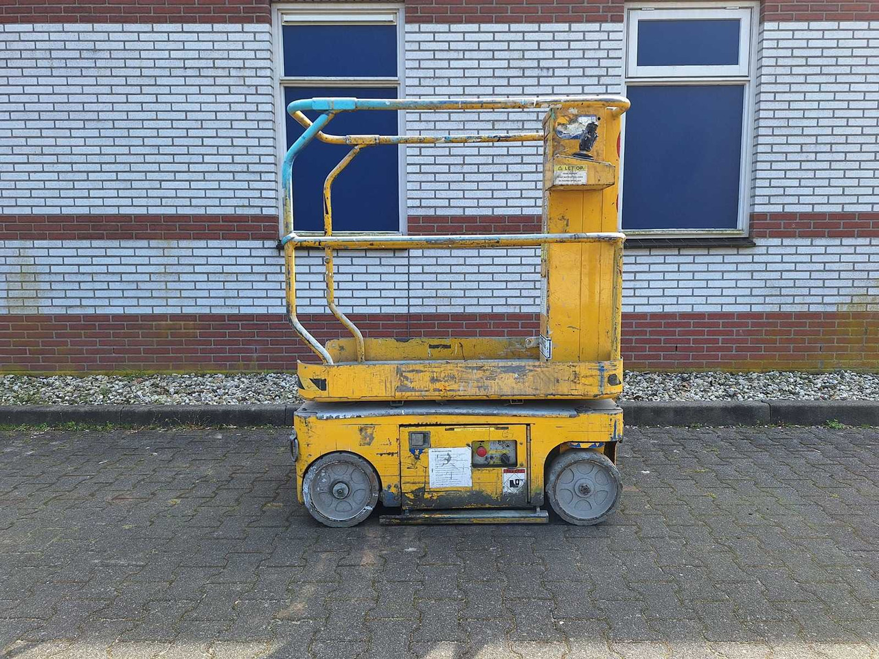 Upright TM 12 - Nacelle: photos 2 Upright TM 12 - Nacelle: photos 2