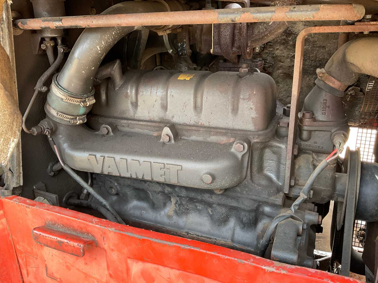Tracteur agricole Valmet 605 Turbo LOX: photos 35