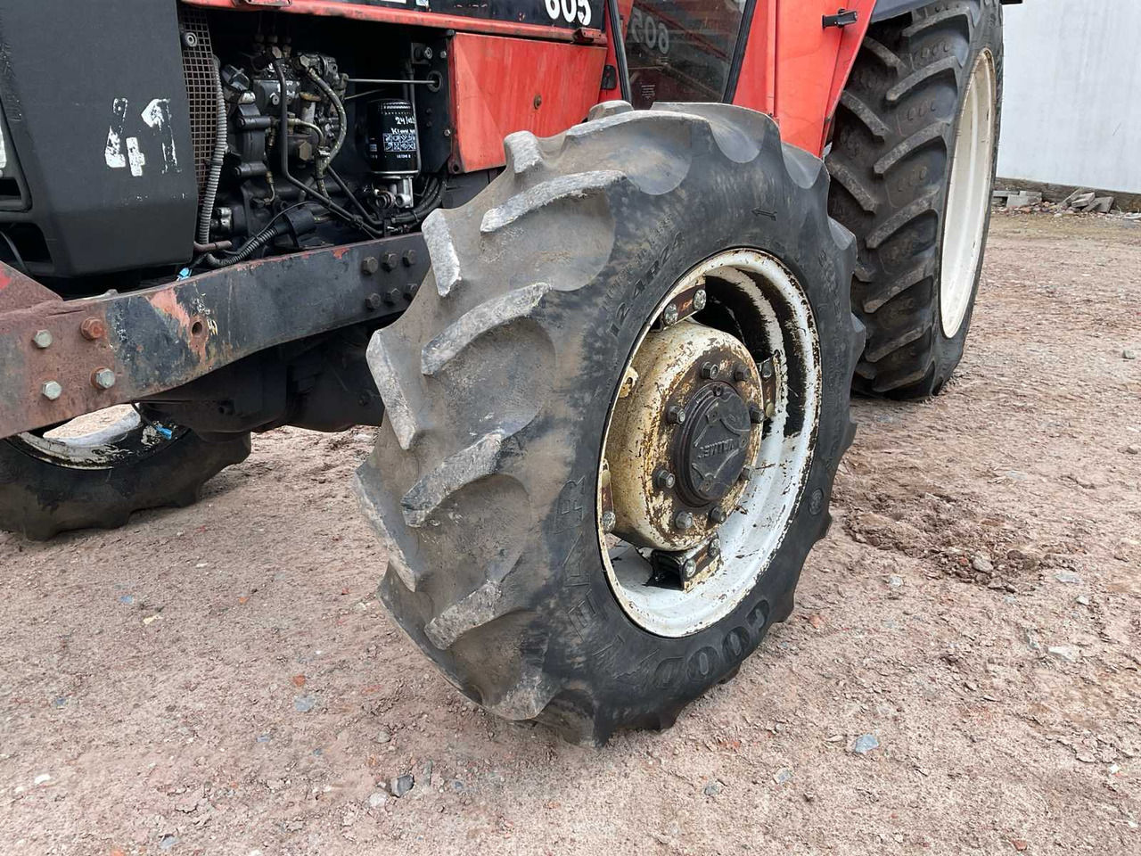 Tracteur agricole Valmet 605 Turbo LOX: photos 10