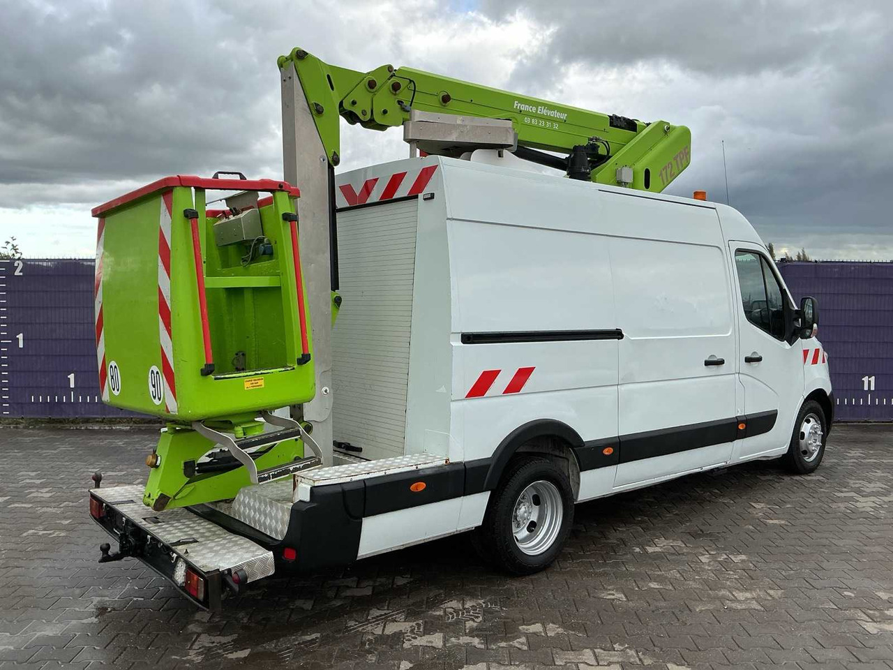 2012 - RENAULT - MASTER - T45 2.3 DCI L3H2 - COMMERCIAL VEHICLE/TRUCK-MOUNTED PLATFORM 17M - Véhicule utilitaire: photos 4 2012 - RENAULT - MASTER - T45 2.3 DCI L3H2 - COMMERCIAL VEHICLE/TRUCK-MOUNTED PLATFORM 17M - Véhicule utilitaire: photos 4