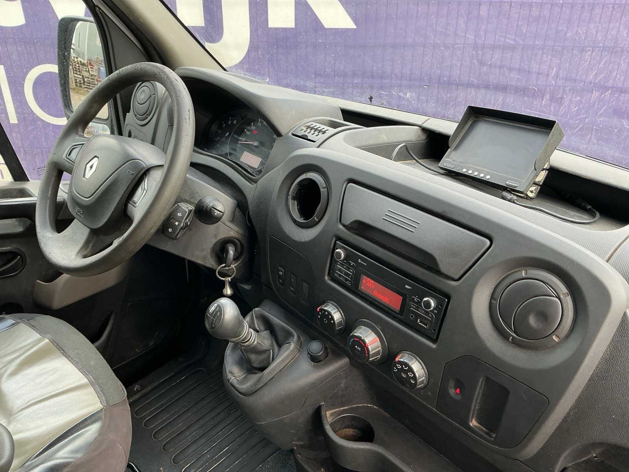 Véhicule utilitaire 2019 - RENAULT - MASTER - T35 2.3 DCI L2H2 - COMMERCIAL VEHICLE/TRUCK-MOUNTED BOOM LIFT 12.5M: photos 19
