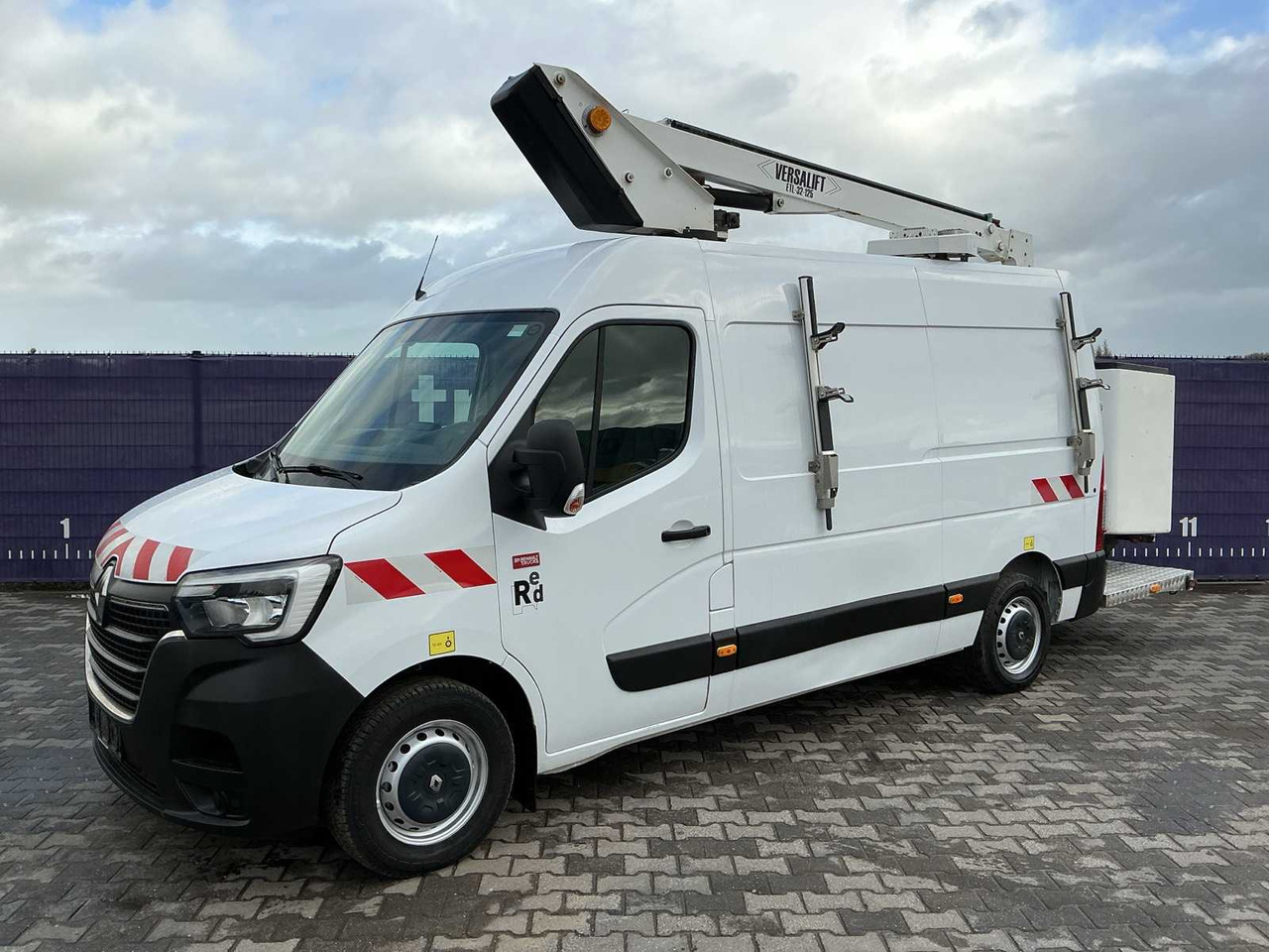 2020 - RENAULT - MASTER - T35 2.3 DCI L2H2 - COMMERCIAL VEHICLE/TRUCK-MOUNTED AERIAL PLATFORM 12.5M - Véhicule utilitaire: photos 1 2020 - RENAULT - MASTER - T35 2.3 DCI L2H2 - COMMERCIAL VEHICLE/TRUCK-MOUNTED AERIAL PLATFORM 12.5M - Véhicule utilitaire: photos 1