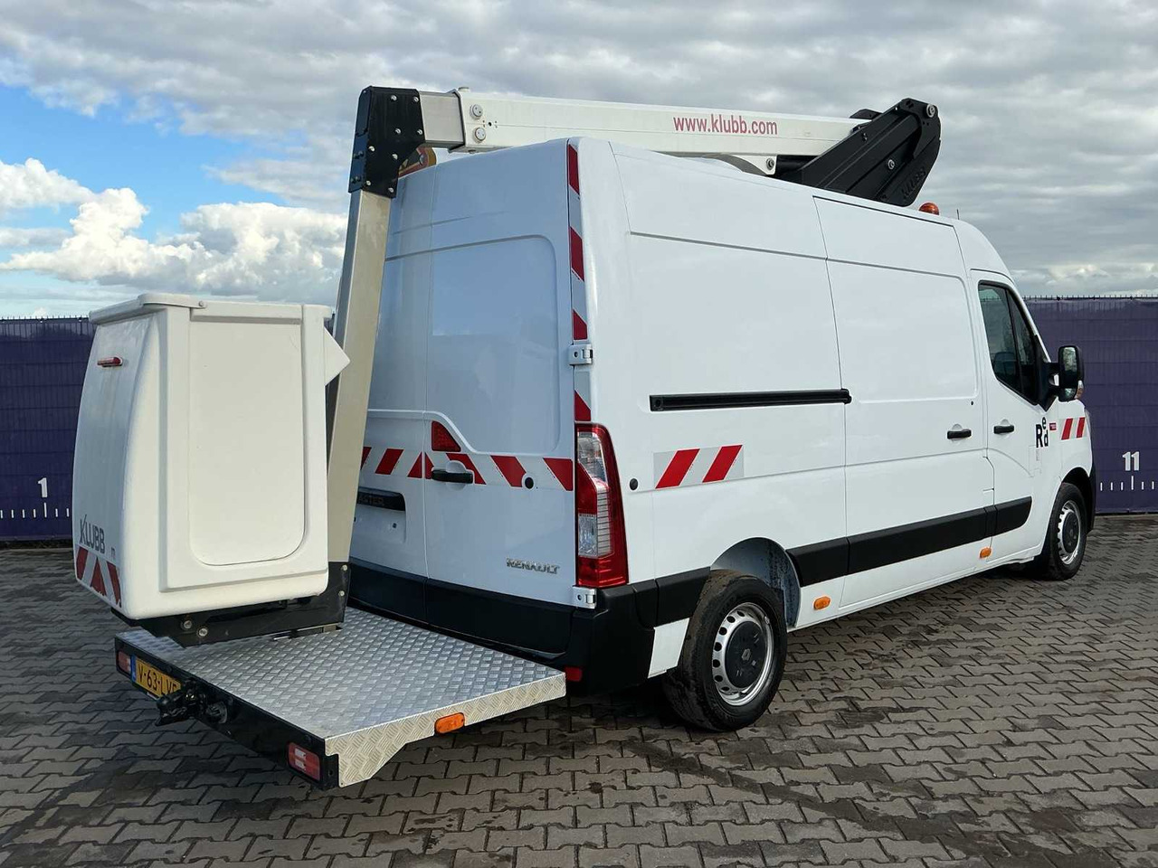 2020 - RENAULT - MASTER - T35 2.3 DCI L2H2 - COMMERCIAL VEHICLE/TRUCK-MOUNTED AERIAL PLATFORM 12.5M - Véhicule utilitaire: photos 4 2020 - RENAULT - MASTER - T35 2.3 DCI L2H2 - COMMERCIAL VEHICLE/TRUCK-MOUNTED AERIAL PLATFORM 12.5M - Véhicule utilitaire: photos 4