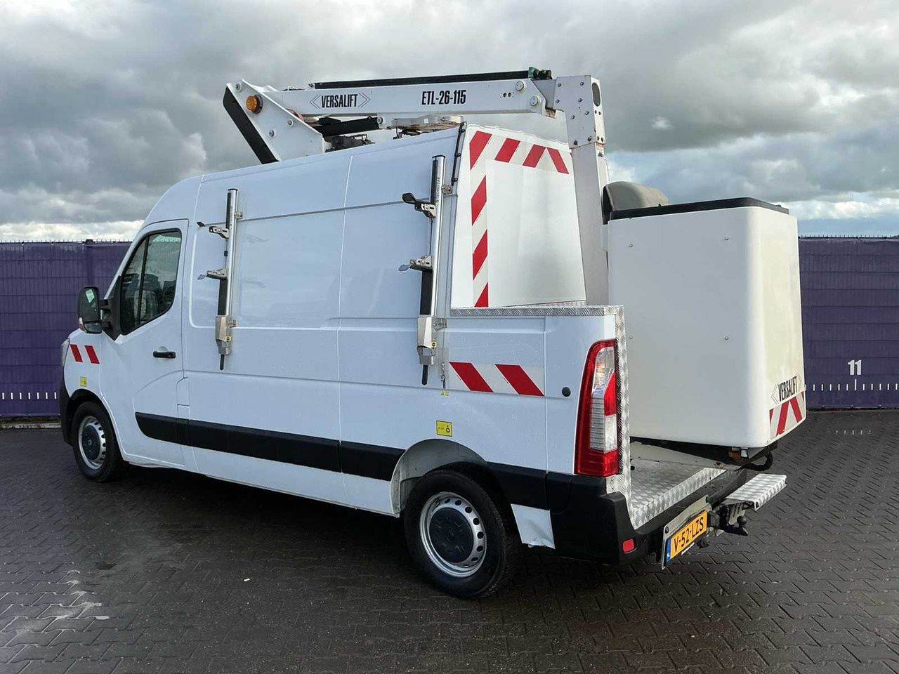 2020 - RENAULT - MASTER - T35 2.3 DCI L2H2 - COMMERCIAL VEHICLE/TRUCK-MOUNTED BOOM LIFT 11.3M - Véhicule utilitaire: photos 3 2020 - RENAULT - MASTER - T35 2.3 DCI L2H2 - COMMERCIAL VEHICLE/TRUCK-MOUNTED BOOM LIFT 11.3M - Véhicule utilitaire: photos 3