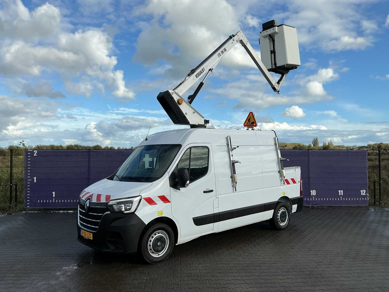 2020 - RENAULT - MASTER - T35 2.3 DCI L2H2 - COMMERCIAL VEHICLE/TRUCK-MOUNTED BOOM LIFT 11.3M - Véhicule utilitaire: photos 5 2020 - RENAULT - MASTER - T35 2.3 DCI L2H2 - COMMERCIAL VEHICLE/TRUCK-MOUNTED BOOM LIFT 11.3M - Véhicule utilitaire: photos 5