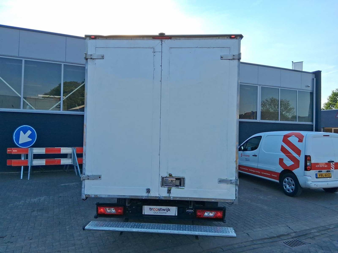 FORD TRANSIT 350 2.0 TDCI L4H1 TREND VAN | VHV-11-T - Véhicule utilitaire: photos 5 FORD TRANSIT 350 2.0 TDCI L4H1 TREND VAN | VHV-11-T - Véhicule utilitaire: photos 5