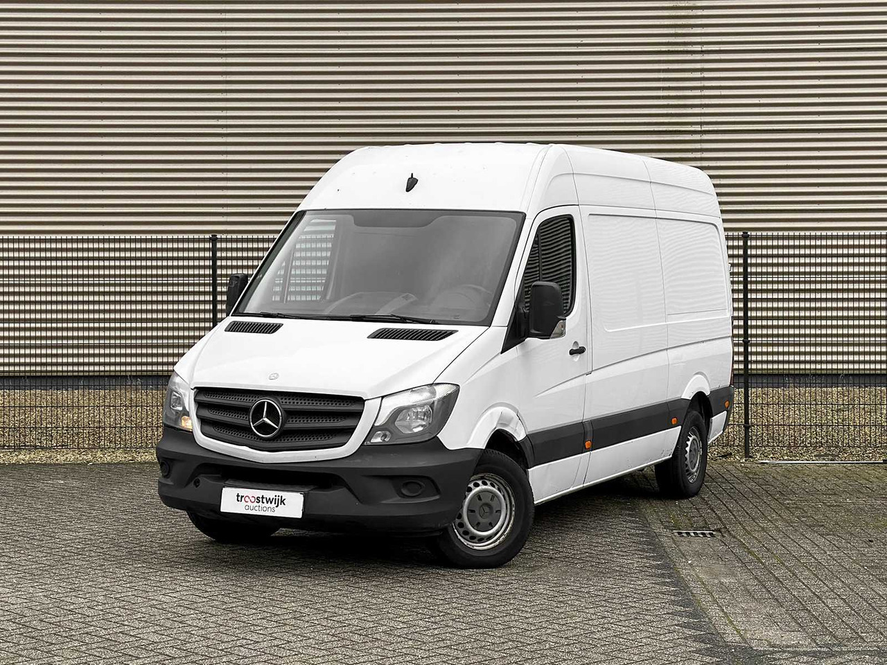 MERCEDES-BENZ SPRINTER 213 2.2 CDI 366 FUNCTIONAL HD 129HP 2013, V-006-PG COMMERCIAL VEHICLE - Véhicule utilitaire: photos 2 MERCEDES-BENZ SPRINTER 213 2.2 CDI 366 FUNCTIONAL HD 129HP 2013, V-006-PG COMMERCIAL VEHICLE - Véhicule utilitaire: photos 2