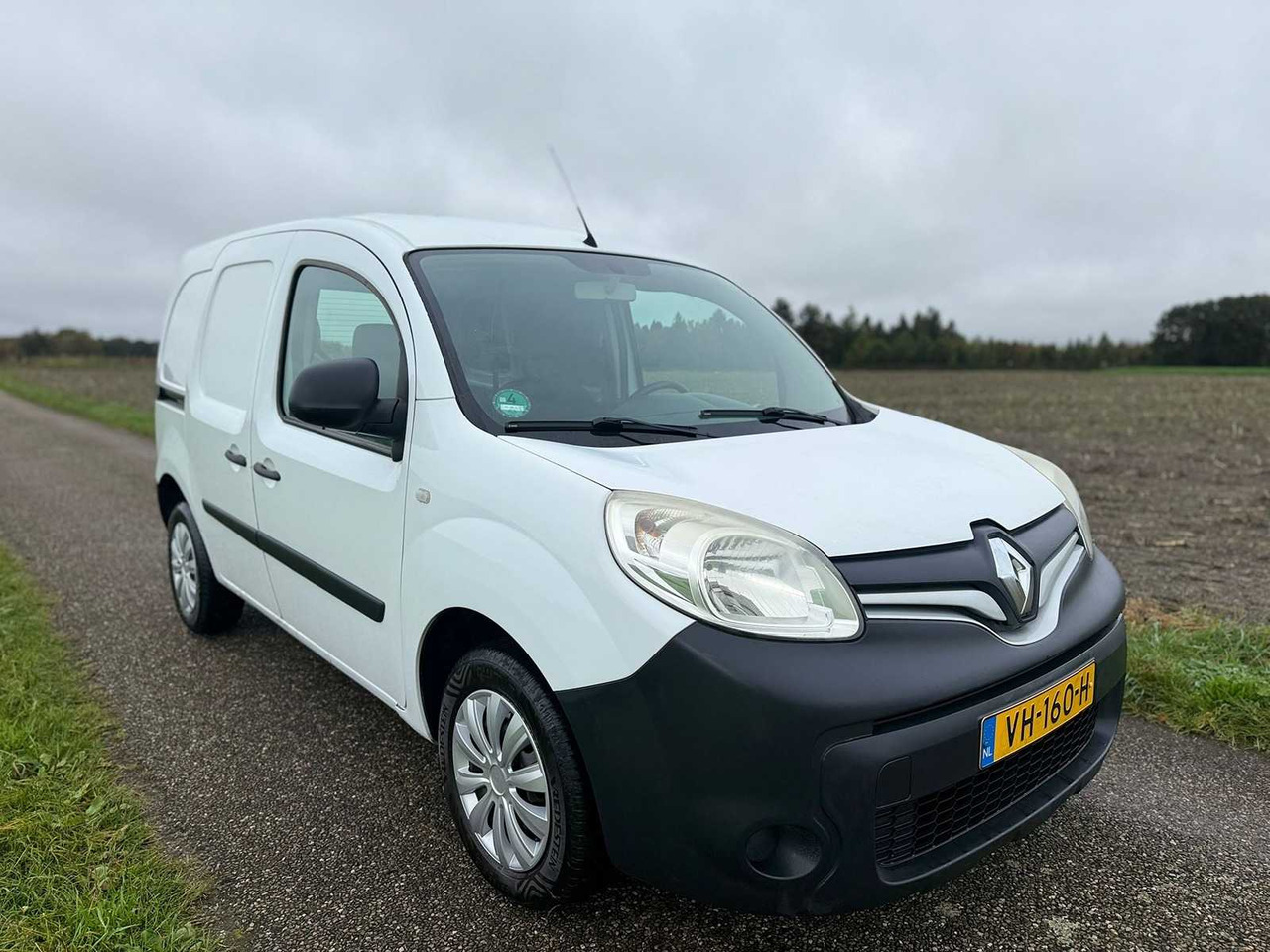 RENAULT - KANGOO EXPRESS - 1.5 DCI 90 EXBL.ES&S - VH-160-H - Véhicule utilitaire: photos 3 RENAULT - KANGOO EXPRESS - 1.5 DCI 90 EXBL.ES&S - VH-160-H - Véhicule utilitaire: photos 3