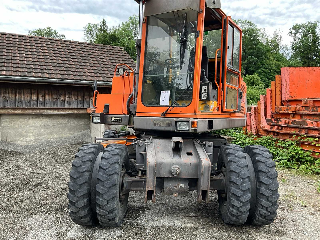 Volvo EW 150 C - Pelle sur pneus: photos 2 Volvo EW 150 C - Pelle sur pneus: photos 2
