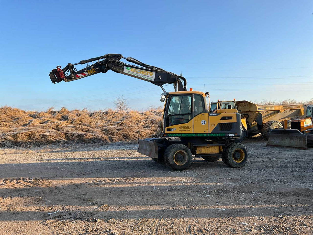 Volvo EXCAVATOR EW140D - Pelle sur pneus: photos 1 Volvo EXCAVATOR EW140D - Pelle sur pneus: photos 1