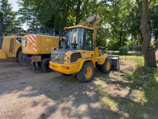 Chargeuse sur pneus Volvo L 35 G: photos 31