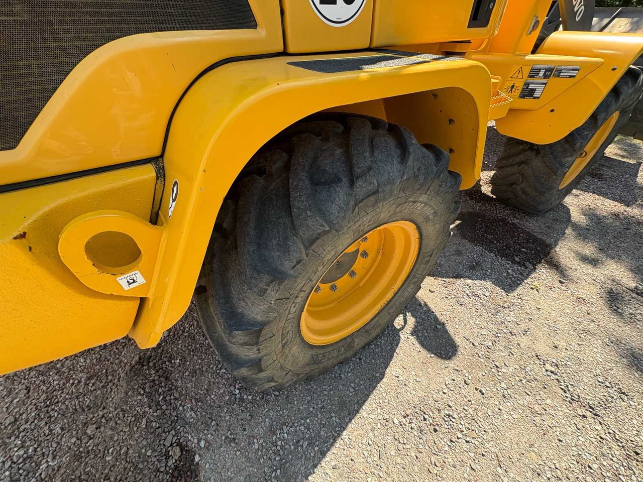 Chargeuse sur pneus Volvo L 35 G: photos 22