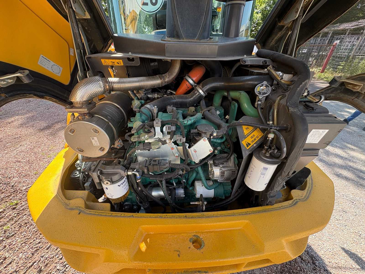 Chargeuse sur pneus Volvo L 35 G: photos 10