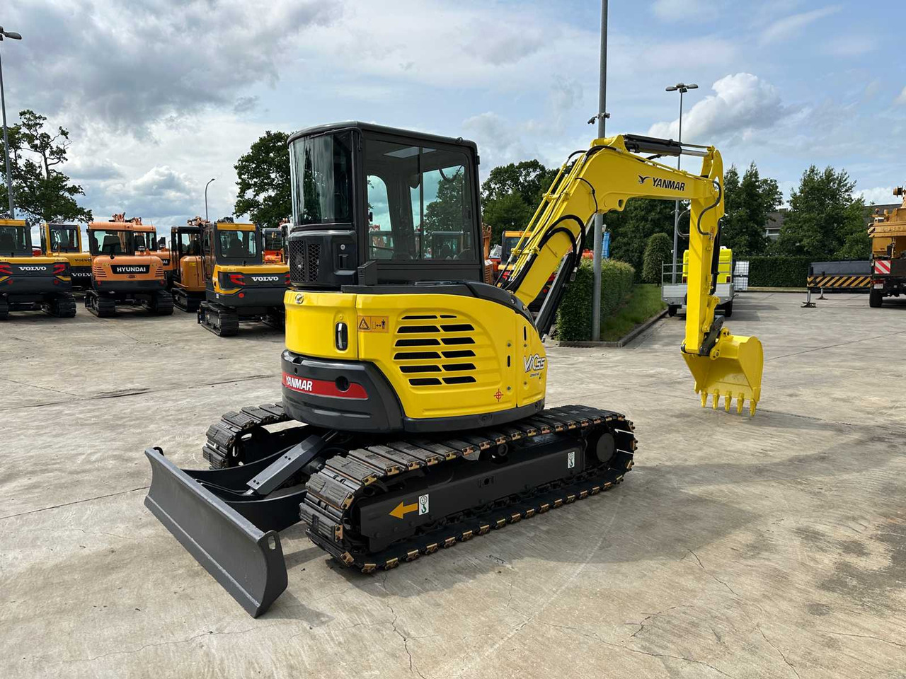 Yanmar VIO55-6B - Pelle sur chenille: photos 4 Yanmar VIO55-6B - Pelle sur chenille: photos 4