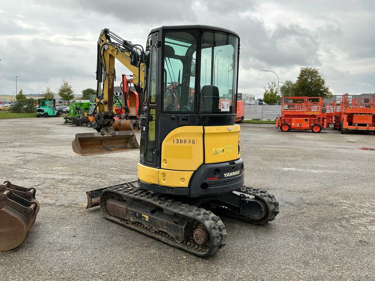 Yanmar Vio 26-6 - Pelle sur chenille: photos 3 Yanmar Vio 26-6 - Pelle sur chenille: photos 3