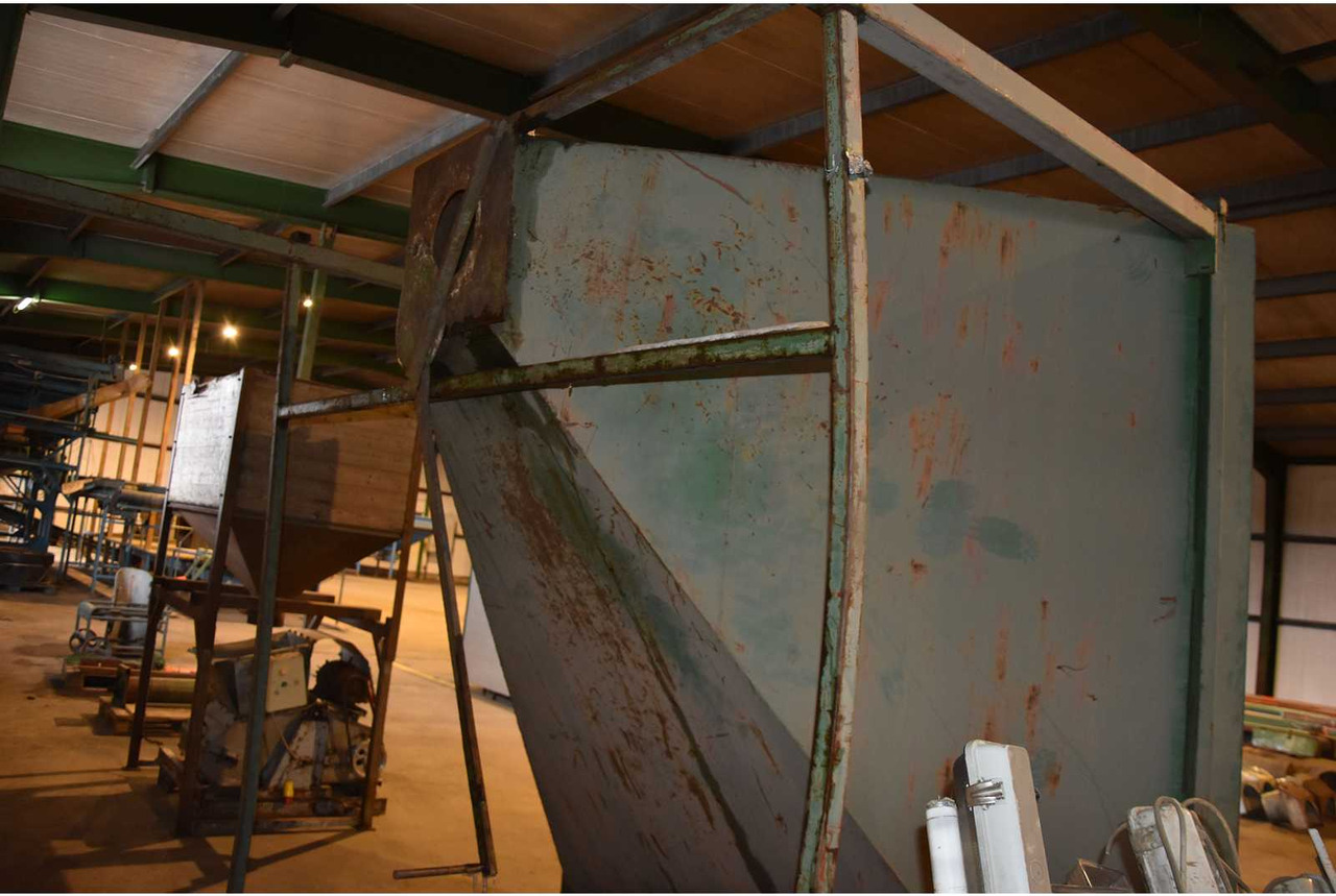 Auctions in the field of grain storage - Matériel de stockage: photos 5 Auctions in the field of grain storage - Matériel de stockage: photos 5