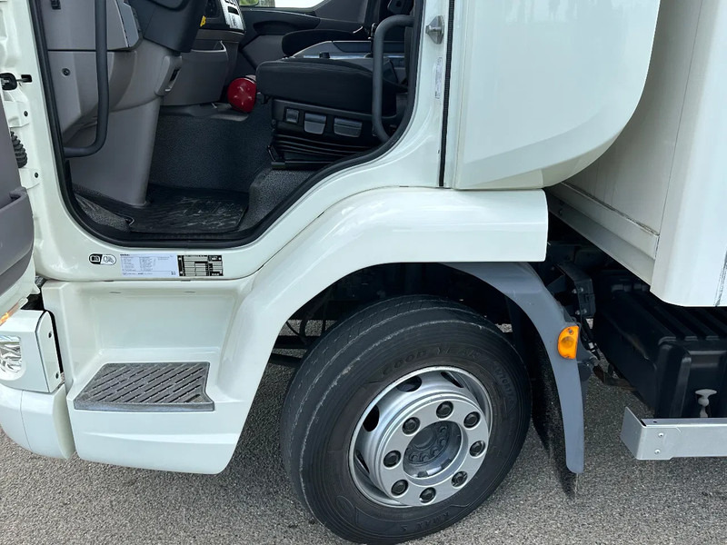 DAF LF 230.12. EURO6. 750x248x230 LF 230.12 LF230.12 - Camion fourgon: photos 5 DAF LF 230.12. EURO6. 750x248x230 LF 230.12 LF230.12 - Camion fourgon: photos 5