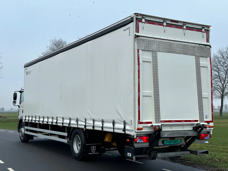 MAN TGM TGM. 15.250. EURO6. 2020. Schuifzeil Bakwagen met Laadklep 990x248x270 - Camion à rideaux coulissants: photos 3 MAN TGM TGM. 15.250. EURO6. 2020. Schuifzeil Bakwagen met Laadklep 990x248x270 - Camion à rideaux coulissants: photos 3