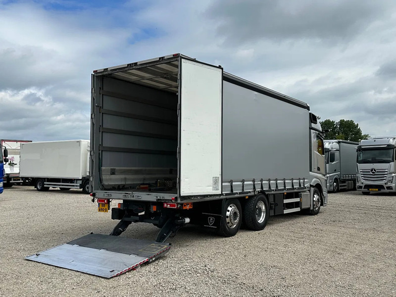 Mercedes-Benz Actros ACTROS 2545LL EURO6. 2021. Schuifzeil Bakwagen met Laadklep. - Camion à rideaux coulissants: photos 4 Mercedes-Benz Actros ACTROS 2545LL EURO6. 2021. Schuifzeil Bakwagen met Laadklep. - Camion à rideaux coulissants: photos 4