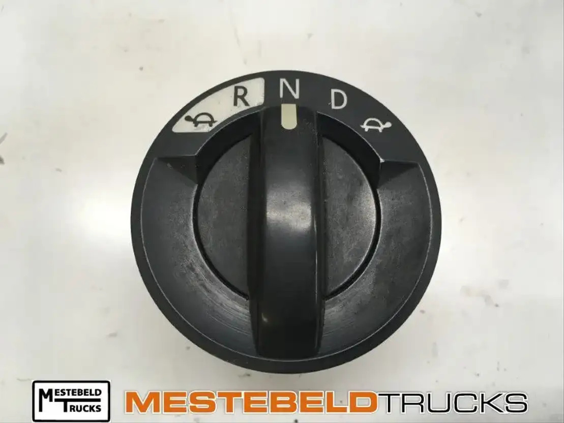 DAF Bediening van automatische versnellingsbak - Boîte de vitesse et pièces pour Camion: photos 1 DAF Bediening van automatische versnellingsbak - Boîte de vitesse et pièces pour Camion: photos 1