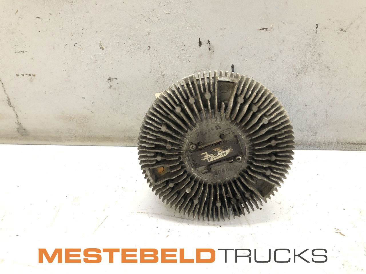 DAF Visco koppeling + vin - Système de refroidissement pour Camion: photos 1 DAF Visco koppeling + vin - Système de refroidissement pour Camion: photos 1