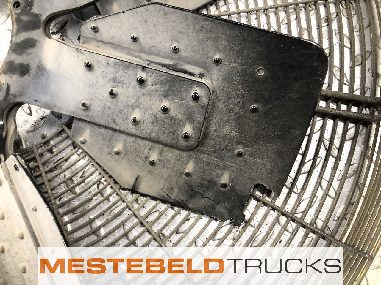 Diversen Radiateur met intercooler - Système de refroidissement pour Camion: photos 4 Diversen Radiateur met intercooler - Système de refroidissement pour Camion: photos 4