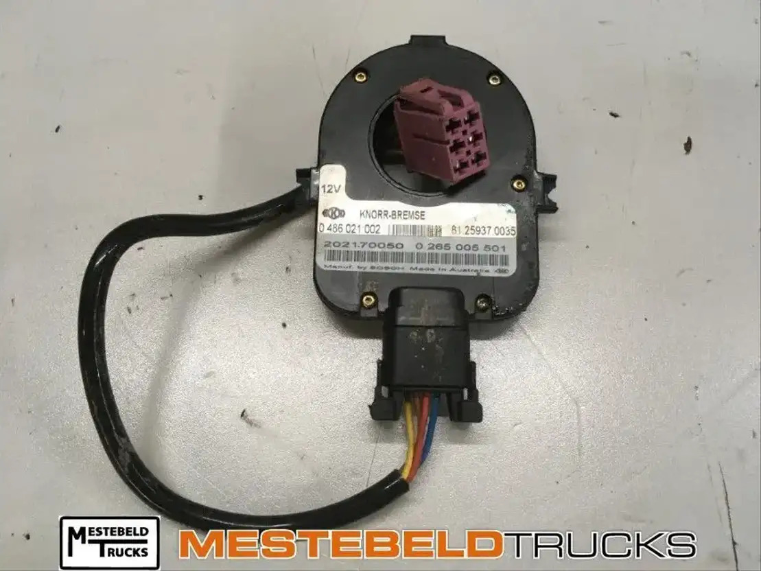 MAN Stuurhoeksensor - Commande de gouvernail pour Camion: photos 1 MAN Stuurhoeksensor - Commande de gouvernail pour Camion: photos 1