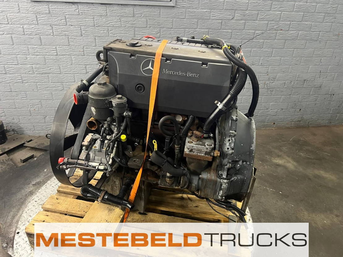 Mercedes-Benz Motor OM 904 LA - Moteur pour Camion: photos 2 Mercedes-Benz Motor OM 904 LA - Moteur pour Camion: photos 2