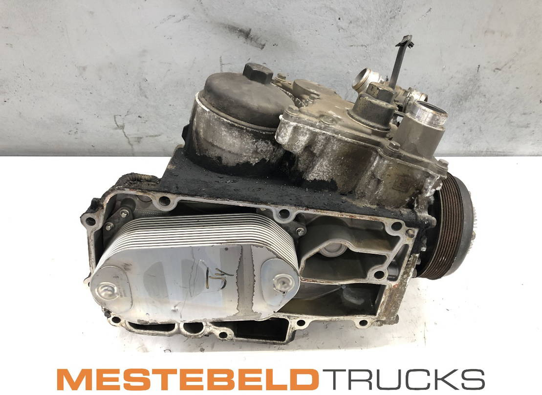 Mercedes-Benz Oliekoelvloeistof module OM471 - Radiateur d'huile pour Camion: photos 1 Mercedes-Benz Oliekoelvloeistof module OM471 - Radiateur d'huile pour Camion: photos 1
