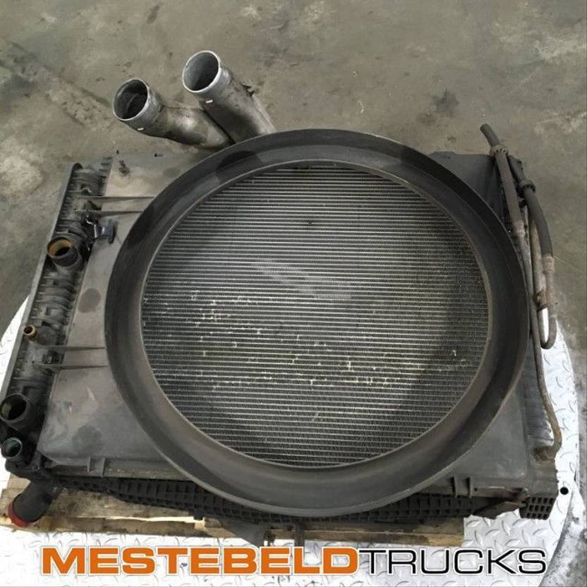 Mercedes-Benz Radiateur + intercooler - Système de refroidissement pour Camion: photos 1 Mercedes-Benz Radiateur + intercooler - Système de refroidissement pour Camion: photos 1