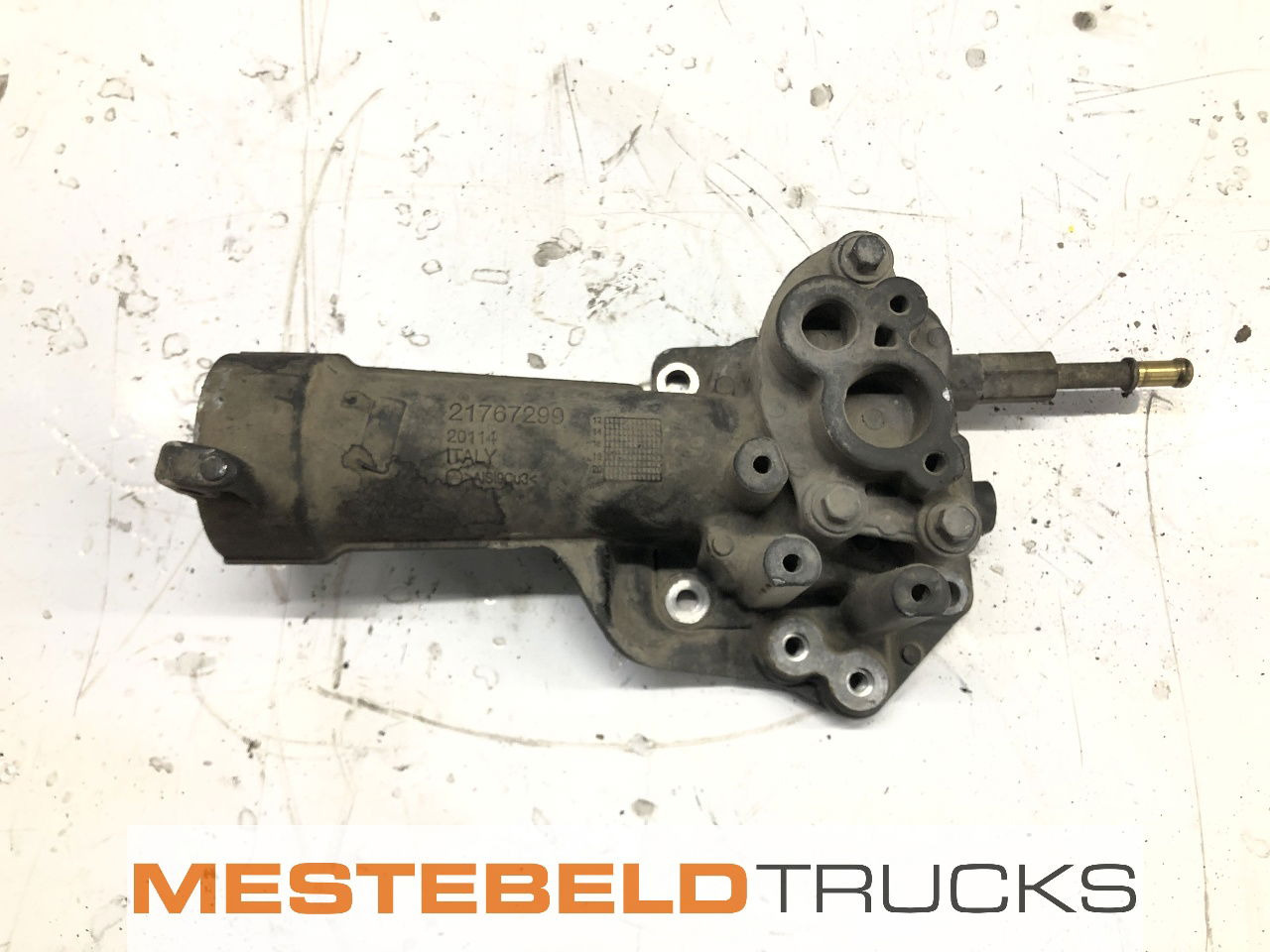 Renault Verbindingspijp t.b.v. thermostaat  - Moteur pour Camion: photos 1 Renault Verbindingspijp t.b.v. thermostaat  - Moteur pour Camion: photos 1