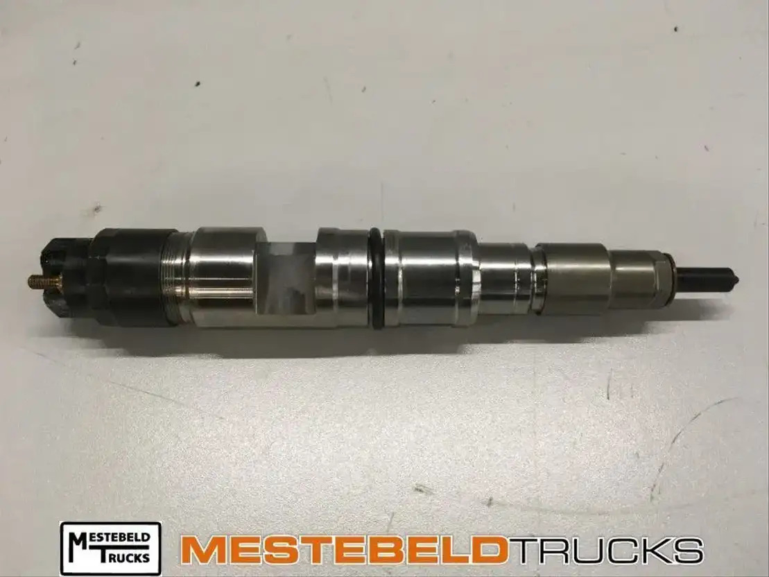 Volvo Injector FL - Injecteur pour Camion: photos 1 Volvo Injector FL - Injecteur pour Camion: photos 1