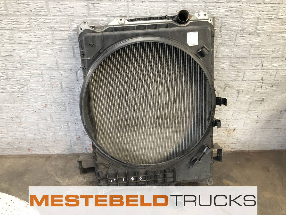Volvo Radiateur - Radiateur pour Camion: photos 1 Volvo Radiateur - Radiateur pour Camion: photos 1
