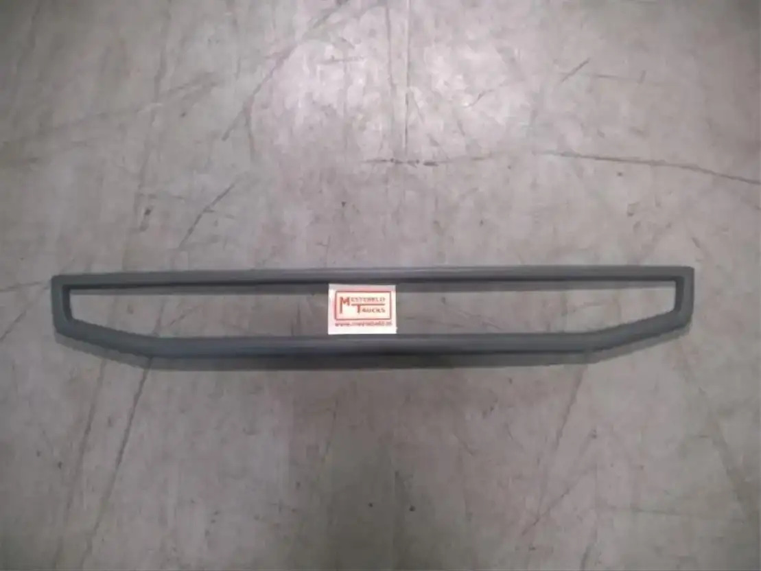 Volvo Sierlijst ondergrille FH4 - Frame/ Châssis pour Camion: photos 1 Volvo Sierlijst ondergrille FH4 - Frame/ Châssis pour Camion: photos 1