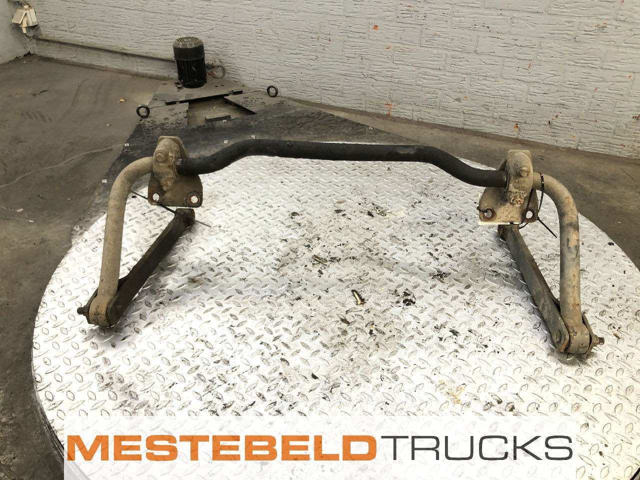 Volvo Stabilisator vooras FL6 - Frame/ Châssis pour Camion: photos 1 Volvo Stabilisator vooras FL6 - Frame/ Châssis pour Camion: photos 1