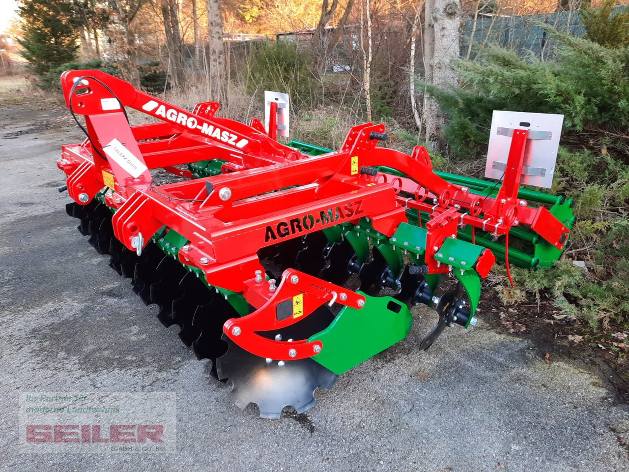 Agro-Masz BT 30 + Rohrstabwalze 500 mm - Cover crop: photos 1 Agro-Masz BT 30 + Rohrstabwalze 500 mm - Cover crop: photos 1
