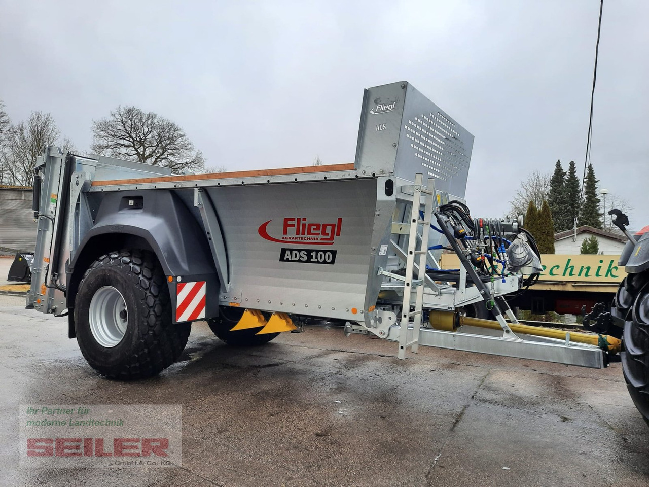 Fliegl ADS 100 Einachs 9m³ - Epandeur à fumier: photos 1 Fliegl ADS 100 Einachs 9m³ - Epandeur à fumier: photos 1