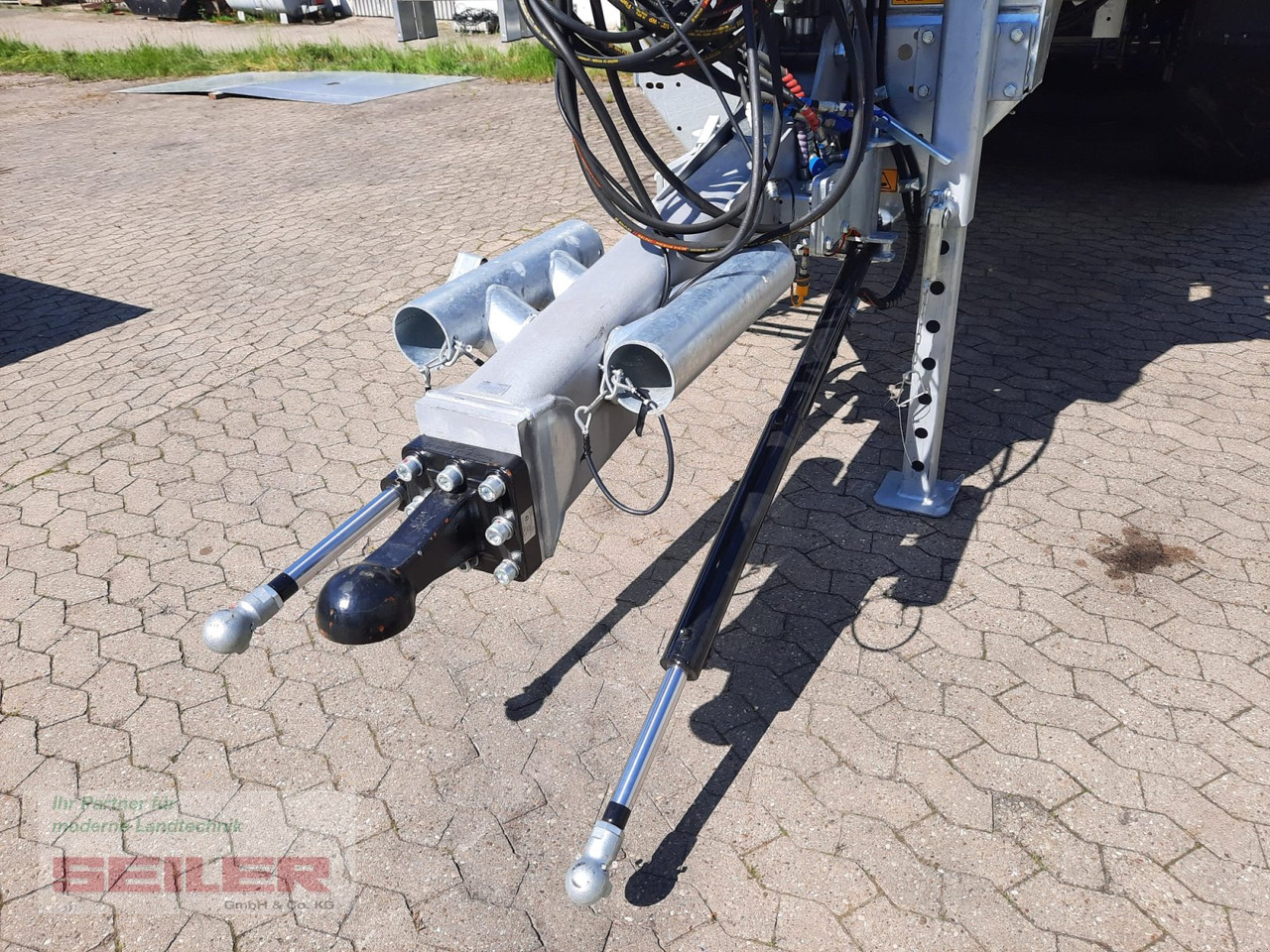 Autochargeuse neuf Fliegl ASW 391 TAURUS FOX 50m³ ZWL + Top Lift Light: photos 8