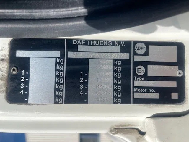 Tracteur routier DAF CF 85.410 Automatic 2 Tanks: photos 15 Tracteur routier DAF CF 85.410 Automatic 2 Tanks: photos 15