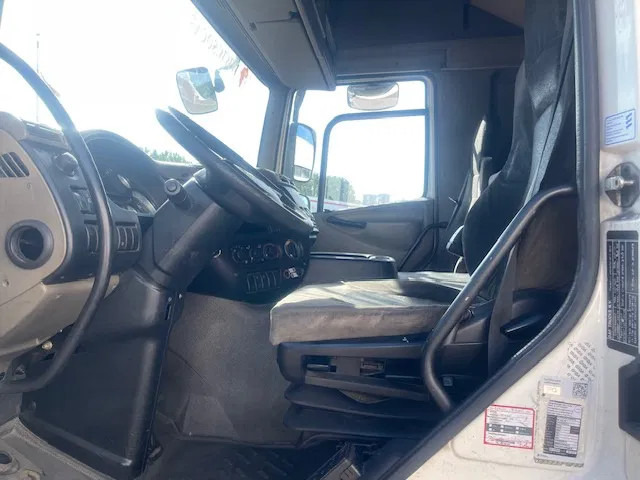 Tracteur routier DAF CF 85.410 Automatic 2 Tanks: photos 9 Tracteur routier DAF CF 85.410 Automatic 2 Tanks: photos 9