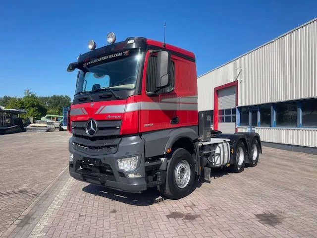 Mercedes-Benz Actros 2653 6x4 Blatt / Luft / Luft Low km! - Tracteur routier: photos 3 Mercedes-Benz Actros 2653 6x4 Blatt / Luft / Luft Low km! - Tracteur routier: photos 3