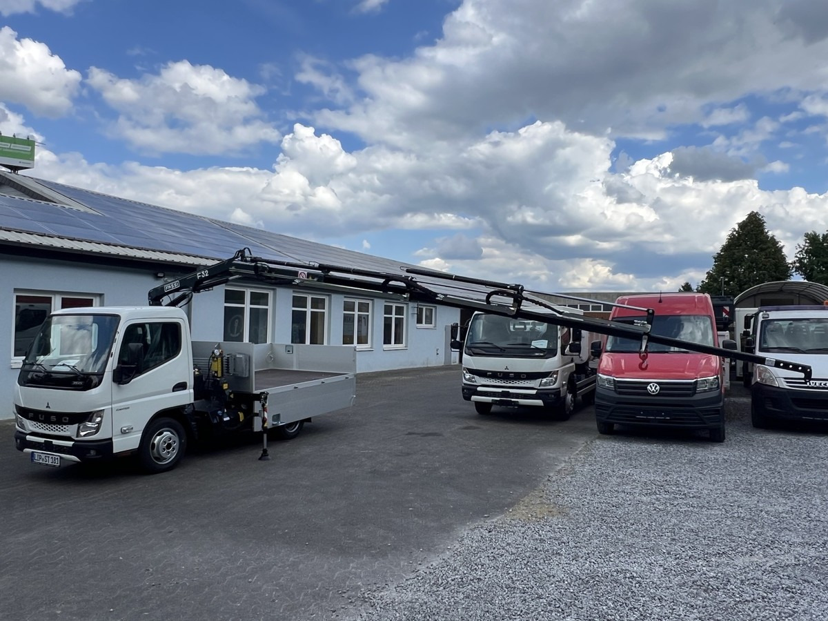 FUSO 3S15 Alu Pritsche 2.80m Ladekran Bohrgerät - Fourgon plateau: photos 5 FUSO 3S15 Alu Pritsche 2.80m Ladekran Bohrgerät - Fourgon plateau: photos 5